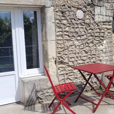 Le Cocon Troglodyte Apartment Saint-Etienne-de-Chigny Exterior photo